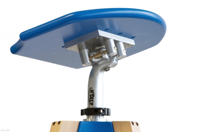 Alternative view of MEC chair Benchrest Dock