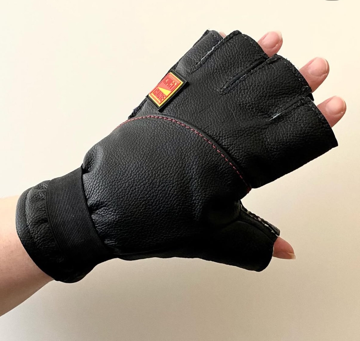 Thune Handschuh Mod. Standing short