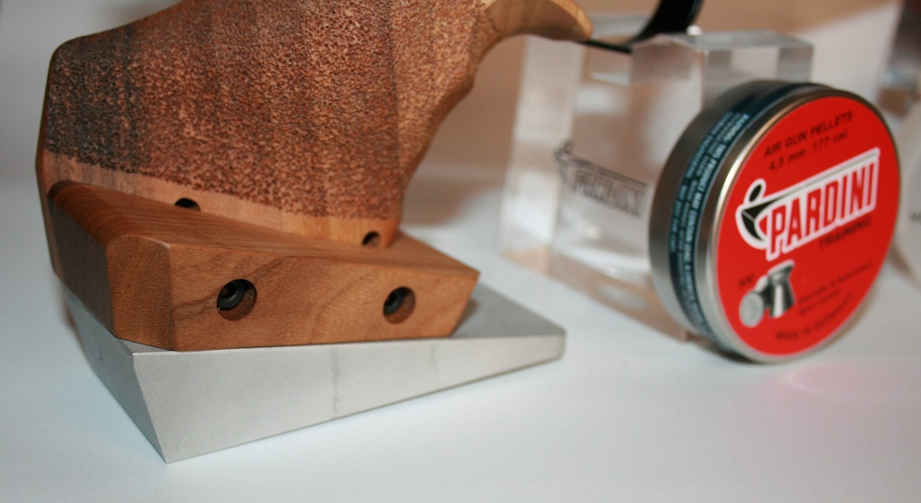 Alternative view of Pardini Luftpistole Mod. K12 Auflage